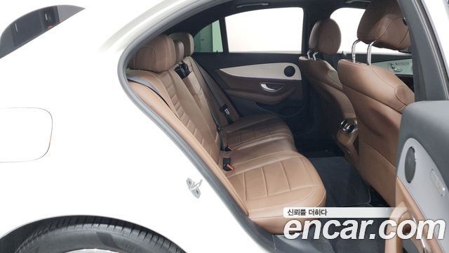 Mercedes-Benz E-Class E250 Avantgarde
