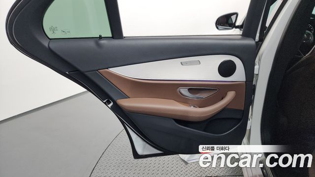 Mercedes-Benz E-Class E250 Avantgarde