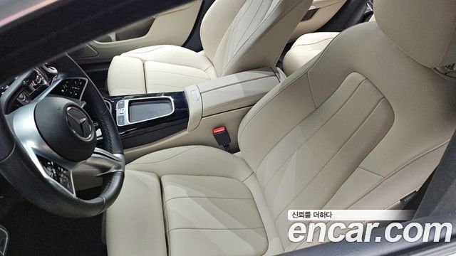 Mercedes-Benz A-Class A220 Hatchback