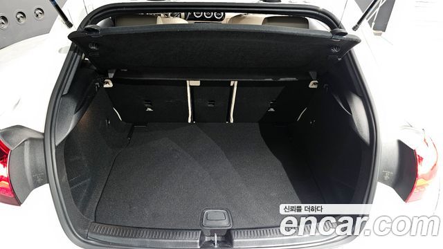 Mercedes-Benz A-Class A220 Hatchback