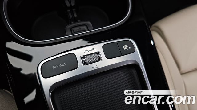 Mercedes-Benz A-Class A220 Hatchback