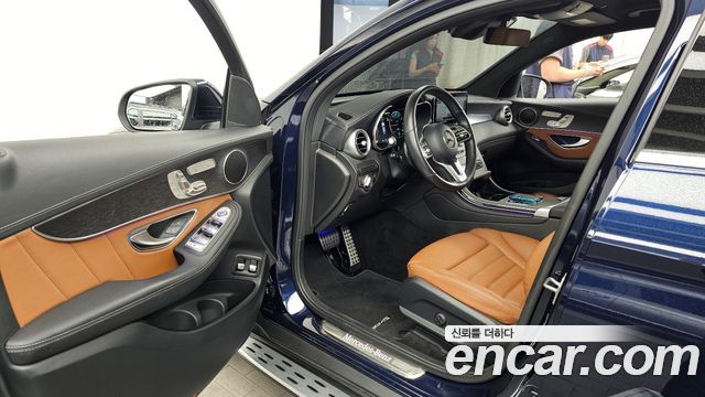 Mercedes-Benz GLC-Class GLC300e 4MATIC Coupe
