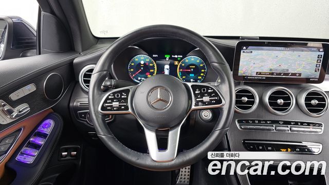 Mercedes-Benz GLC-Class GLC300e 4MATIC Coupe