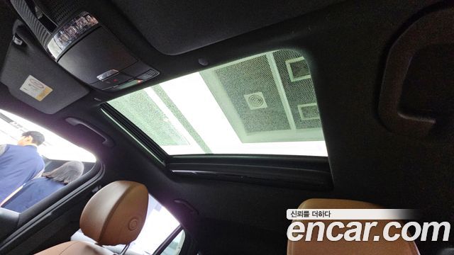 Mercedes-Benz GLC-Class GLC300e 4MATIC Coupe