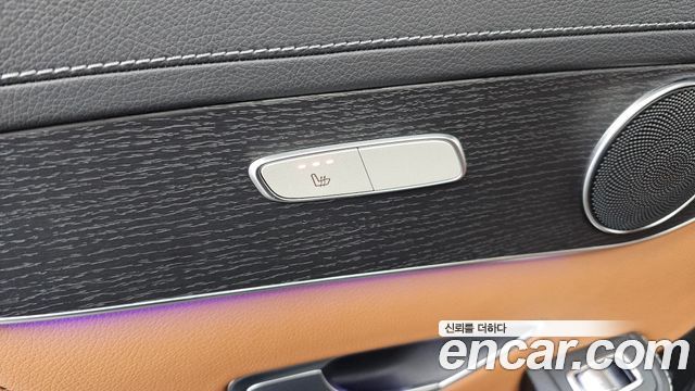 Mercedes-Benz GLC-Class GLC300e 4MATIC Coupe