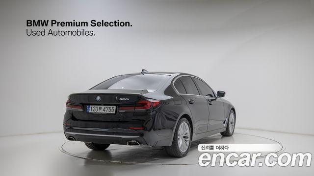 BMW 5-Series 530i Luxury
