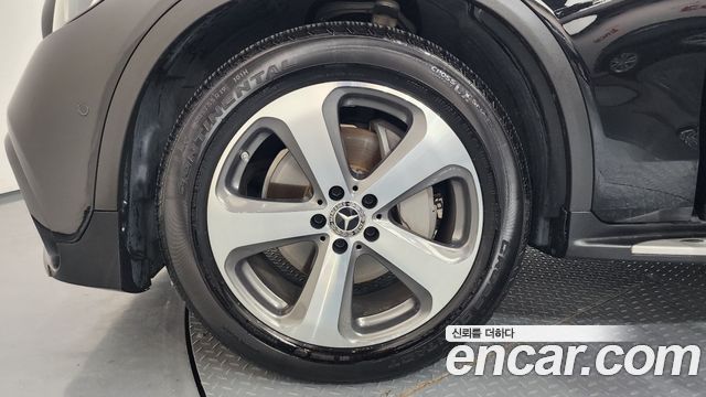 Mercedes-Benz GLC-Class GCL300 4MATIC Coupe