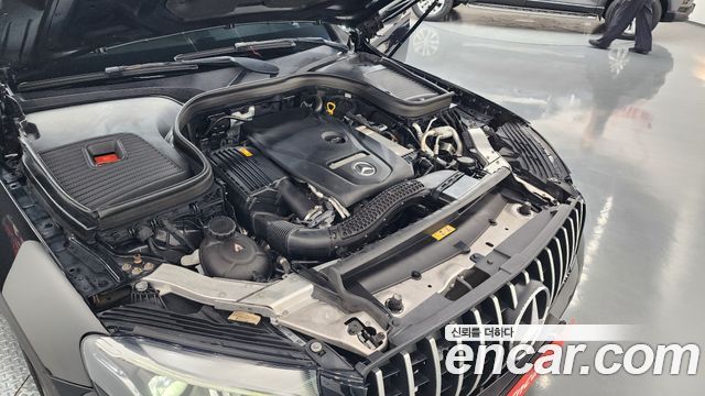 Mercedes-Benz GLC-Class GCL300 4MATIC Coupe