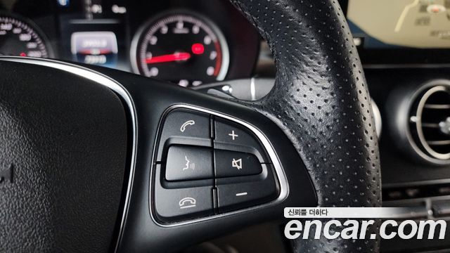 Mercedes-Benz GLC-Class GCL300 4MATIC Coupe
