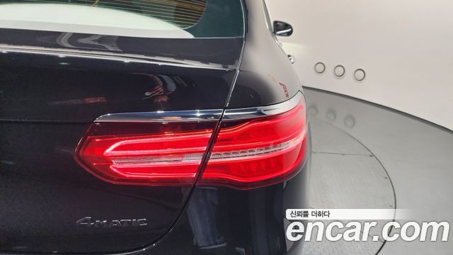 Mercedes-Benz GLC-Class GCL300 4MATIC Coupe
