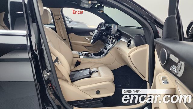 Mercedes-Benz GLC-Class GCL300 4MATIC Coupe