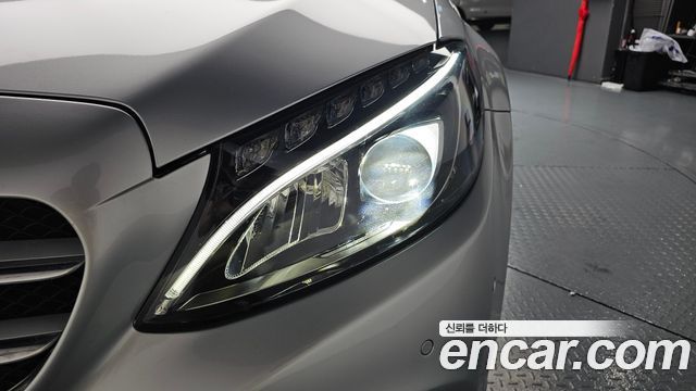 Mercedes-Benz C-Class C220 d 4MATIC