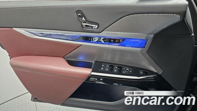 BMW 7-Series 740i sDrive M Sport