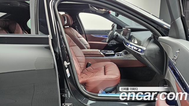 BMW 7-Series 740i sDrive M Sport