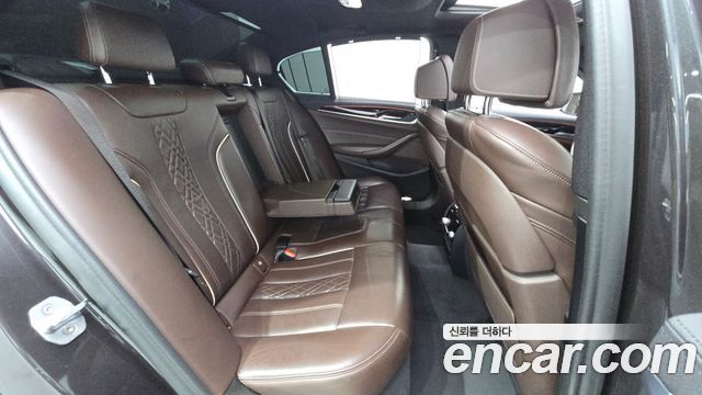 BMW 5-Series 530i xDrive M Sport Package Plus