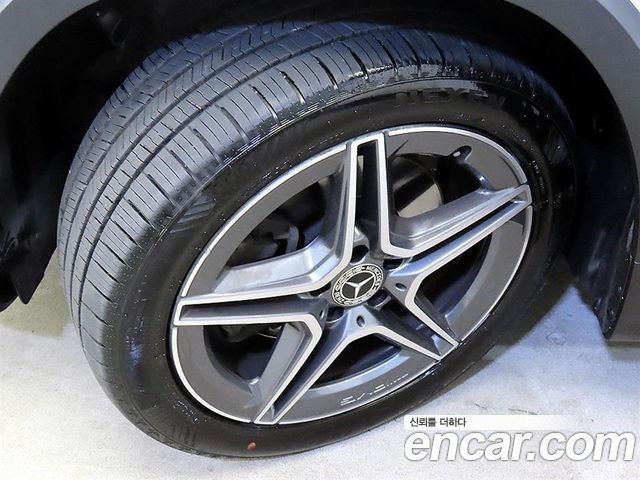 Mercedes-Benz GLB-Class GLB250 4MATIC