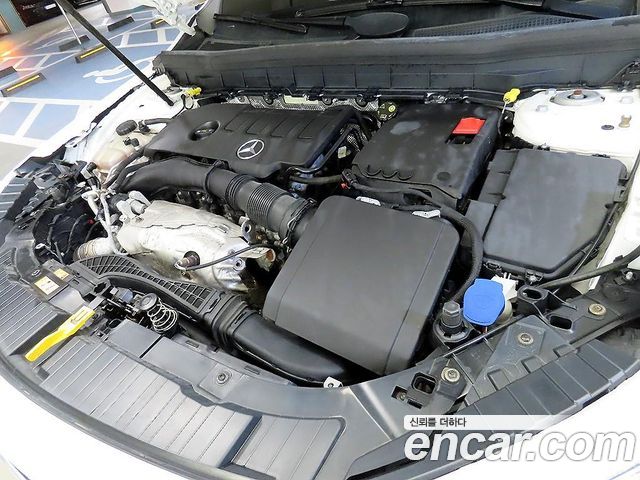 Mercedes-Benz GLB-Class GLB250 4MATIC