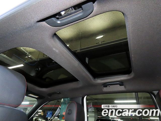Mercedes-Benz GLB-Class GLB250 4MATIC