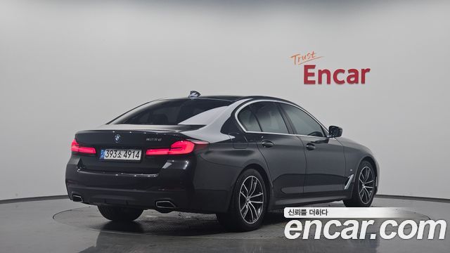 BMW 5-Series 523d M Sport
