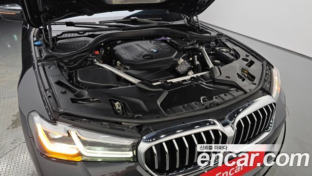 BMW 5-Series 523d M Sport