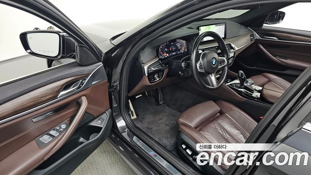 BMW 5-Series 523d M Sport