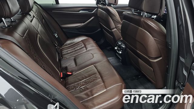 BMW 5-Series 523d M Sport