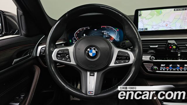 BMW 5-Series 523d M Sport