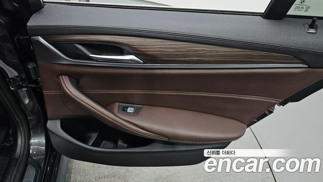 BMW 5-Series 523d M Sport