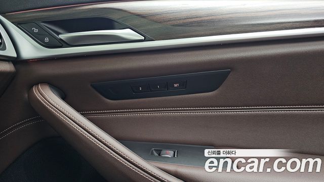 BMW 5-Series 523d M Sport