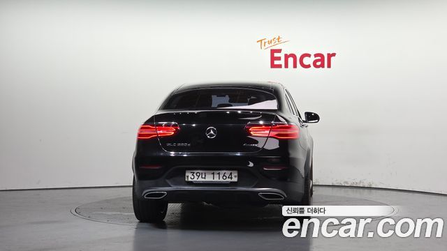 Mercedes-Benz GLC-Class GLC220 d 4MATIC Premium Coupe