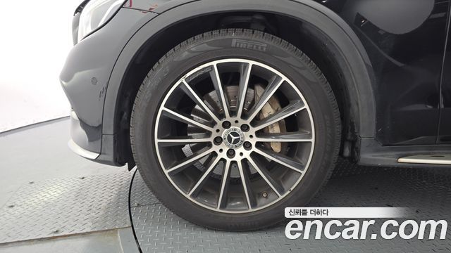 Mercedes-Benz GLC-Class GLC220 d 4MATIC Premium Coupe