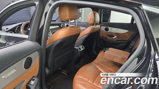Mercedes-Benz GLC-Class GLC220 d 4MATIC Premium Coupe