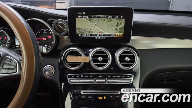 Mercedes-Benz GLC-Class GLC220 d 4MATIC Premium Coupe