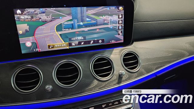 Mercedes-Benz E-Class E350 4MATIC AMG Line