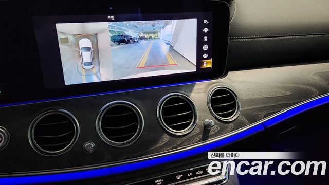 Mercedes-Benz E-Class E350 4MATIC AMG Line