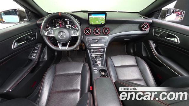 Mercedes-Benz CLA-Class CLA45 AMG 4MATIC
