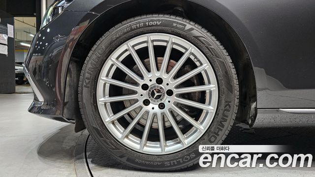 Mercedes-Benz E-Class E220d 4MATIC Exclusive