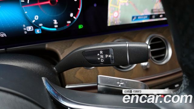 Mercedes-Benz E-Class E220d 4MATIC Exclusive