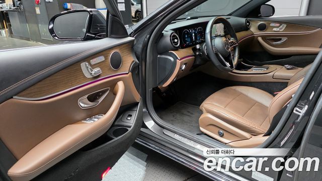 Mercedes-Benz E-Class E220d 4MATIC Exclusive