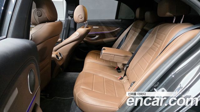 Mercedes-Benz E-Class E220d 4MATIC Exclusive