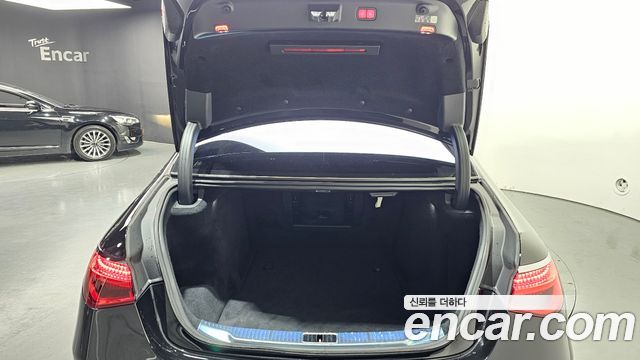 Mercedes-Benz S-Class S500L 4MATIC