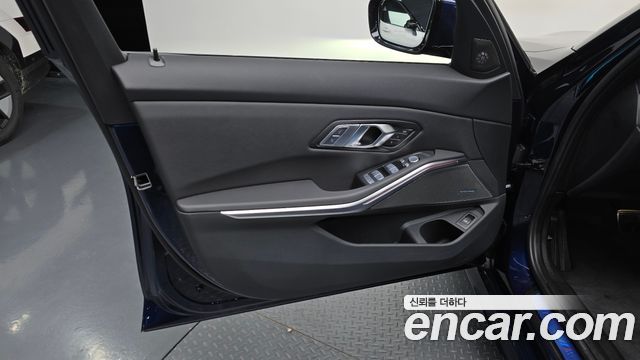 BMW 3-Series 320i M Sport