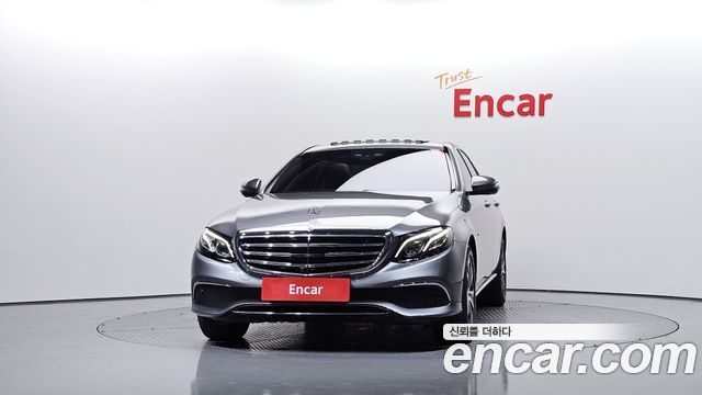 Mercedes-Benz E-Class E300e 4MATIC Exclusive