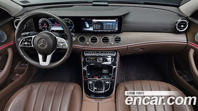 Mercedes-Benz E-Class E300e 4MATIC Exclusive