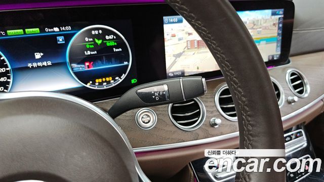 Mercedes-Benz E-Class E300e 4MATIC Exclusive