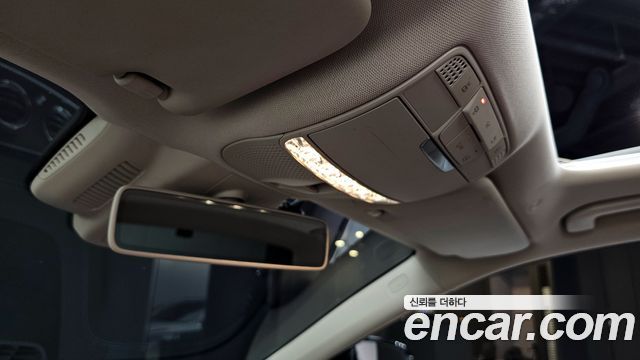 Mercedes-Benz E-Class E300e 4MATIC Exclusive