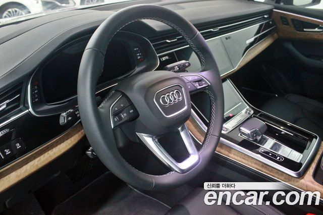 Audi Q7 55 TFSI Quattro