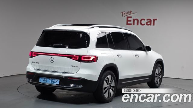 Mercedes-Benz EQB EQB300 4MATIC Electric Art