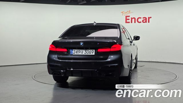 BMW 5-Series 520d M Sport package