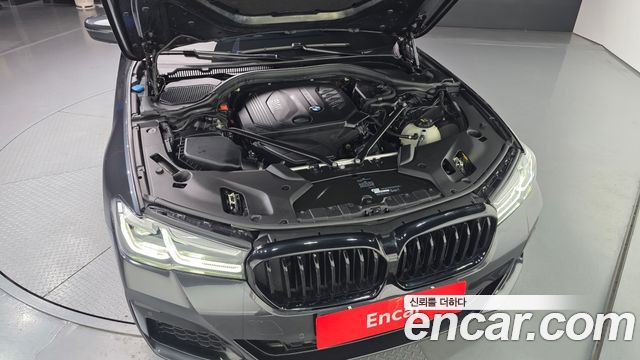 BMW 5-Series 520d M Sport package